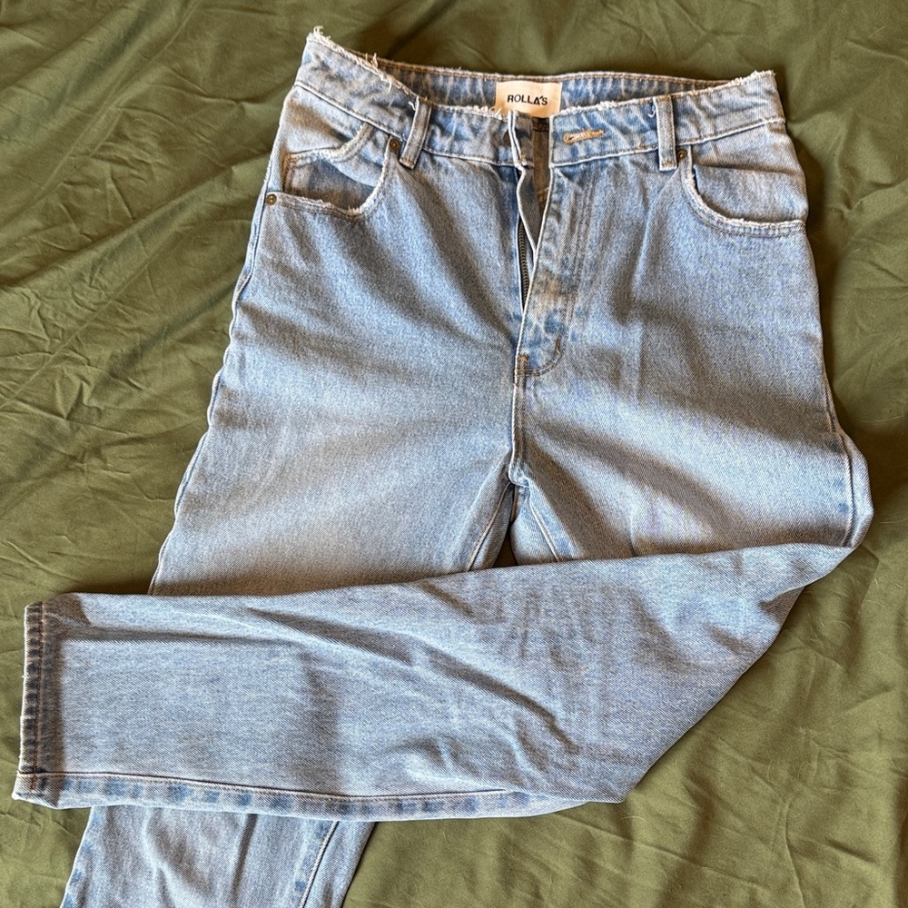 ROLLA'S Light Blue Vintage-Inspired Straight Jeans